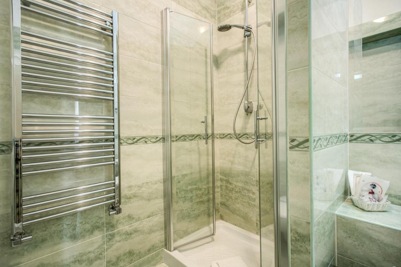 Le Case Di Andrea - Residenza Italia Rome Bagian luar foto