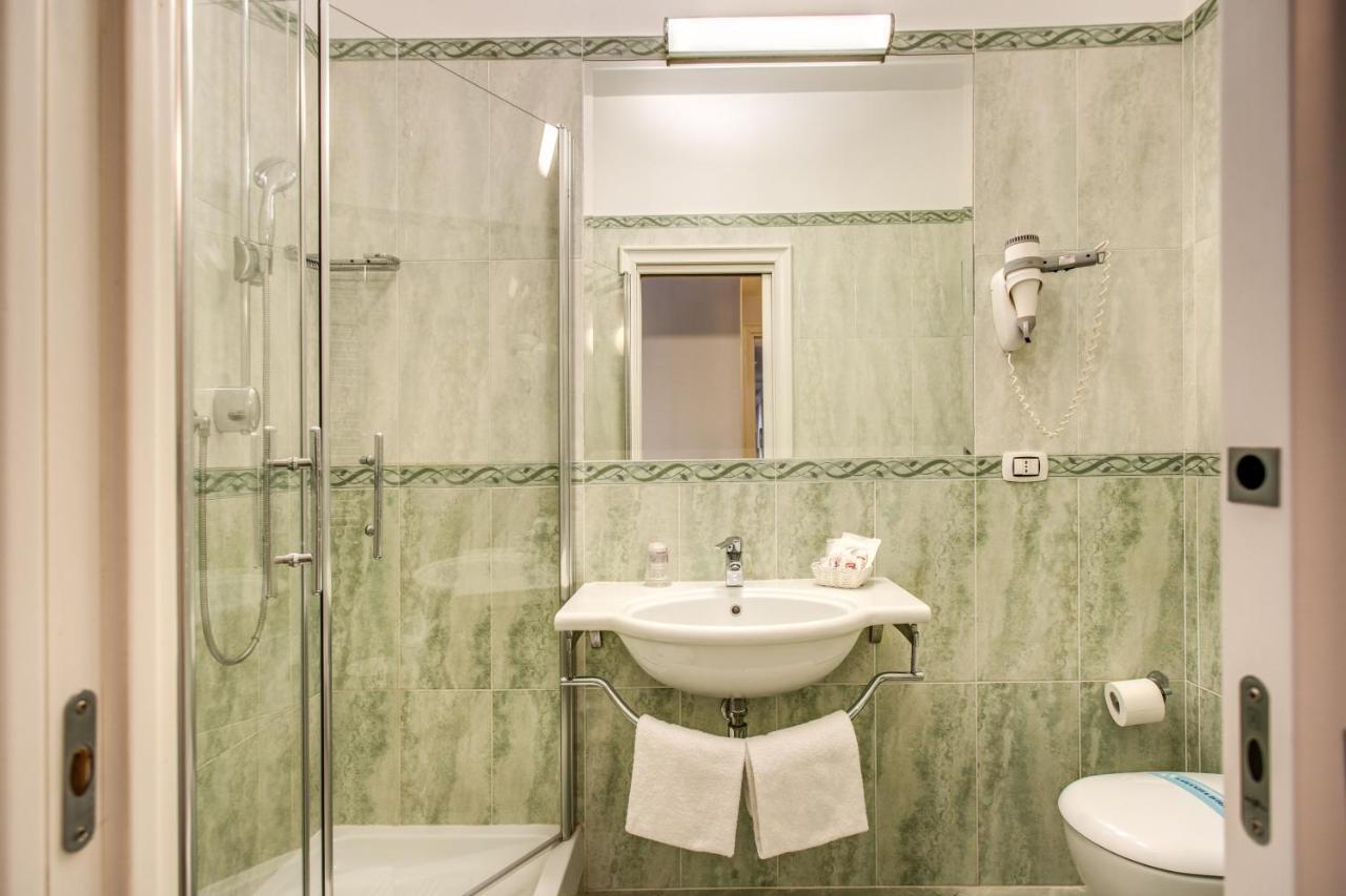 Le Case Di Andrea - Residenza Italia Rome Bagian luar foto